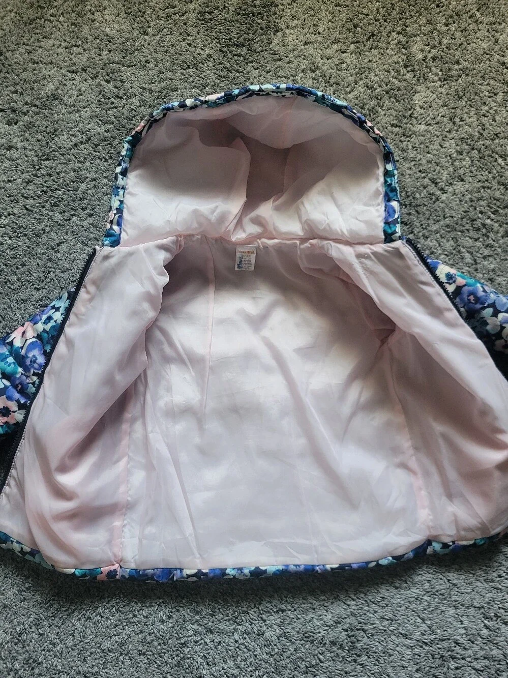 Gymboree Floral Hooded Puffer Jacket Size 4/5T Zipper Closure Functional Pockets